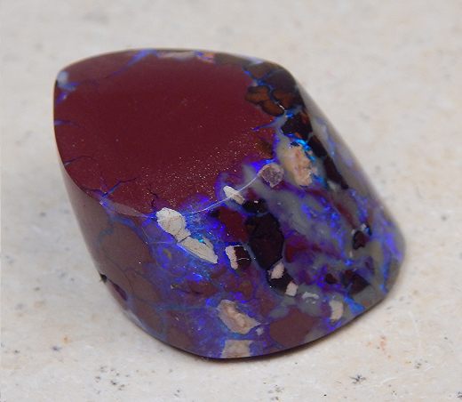 Koroit-Nut-Opal - Video