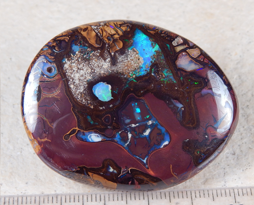 Koroit-Nut-Opal - Video