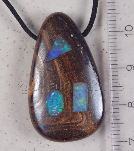 Boulder mit Opal-Inlay - Video