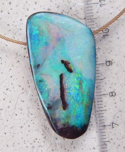 Gem Boulder-Opal am Band - Video