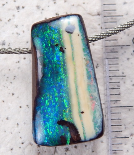 Boulder Opal am Band - Video