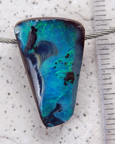 Boulder Opal am Band - Video