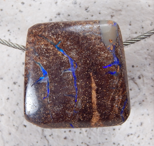 Boulder Opal am Band - Video