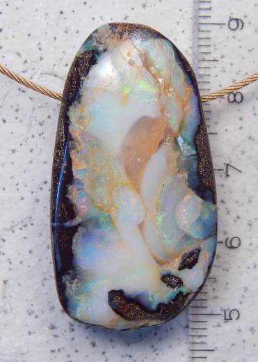 Boulder Opal am Band - Video