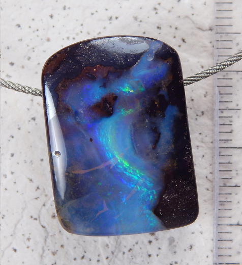 Boulder Opal am Band - Video