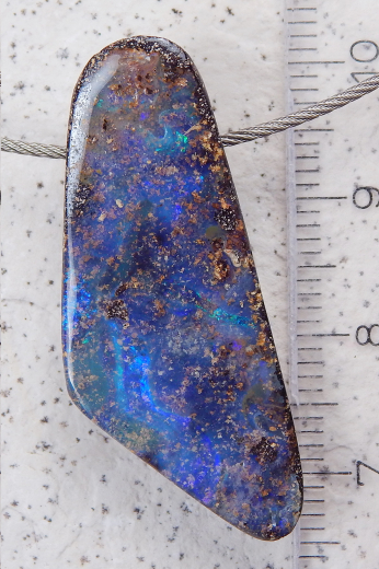 Boulder Opal am Band - Video