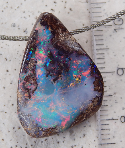 Boulder Opal am Band - Video