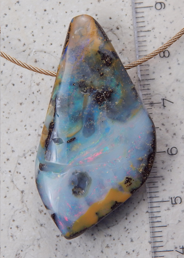 Boulder Opal am Band - Video