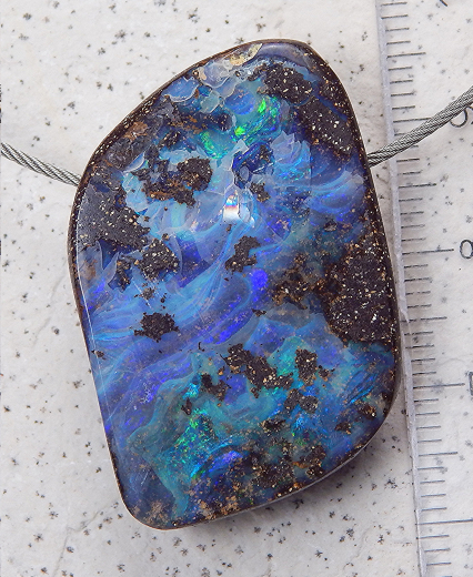 Boulder Opal am Band - Video