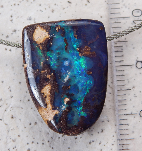 Boulder Opal am Band - Video