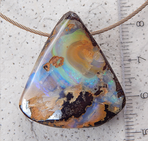 Boulder Opal am Band - Video