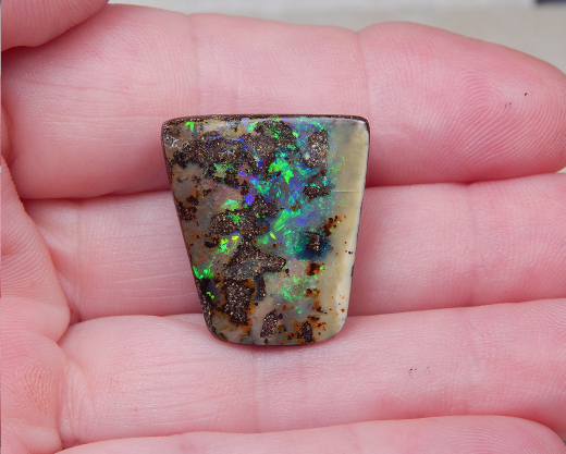 Gem Boulder Opal am Band - Video