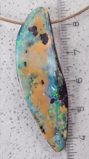 Boulder Opal am Band - Video