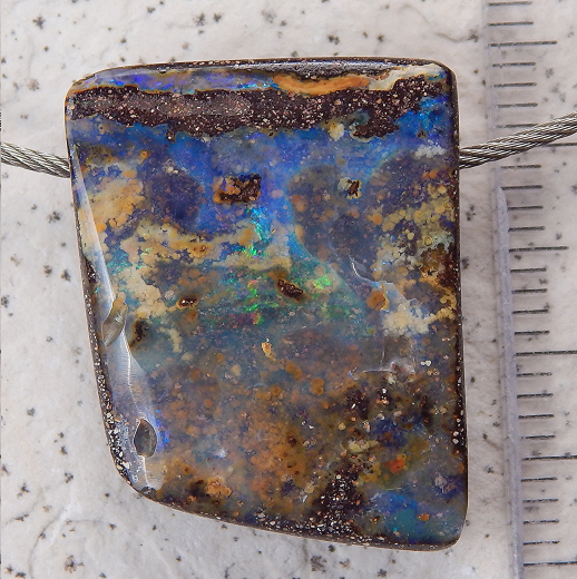 Boulder Opal am Band - Video