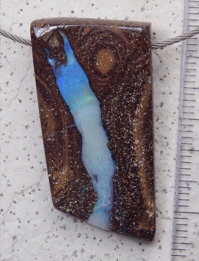 Boulder Opal am Band - Video