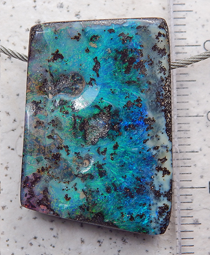 Boulder Opal am Band - Video