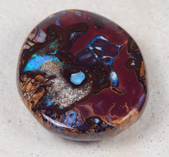 Koroit-Nut-Opal - Video