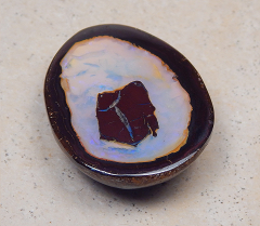 Koroit-Nut-Opal - Video