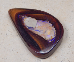 Koroit-Nut-Opal - Video