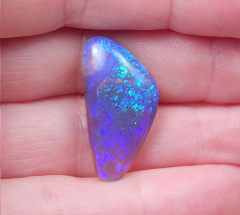 Gem Semi-Blackopal / Schwarzopal - Video