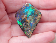 Boulder Opal am Band - Video