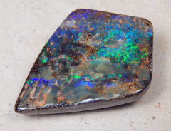 Boulder Opal am Band - Video