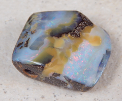 Boulder Opal am Band - Video