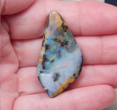 Boulder Opal am Band - Video