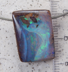 Boulder Opal am Band - Video