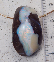 Boulder Opal am Band - Video