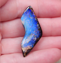 Boulder Opal am Band - Video