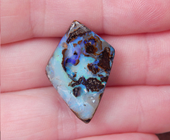 Boulder Opal am Band - Video