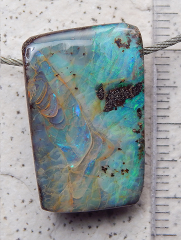 Boulder Opal am Band - Video