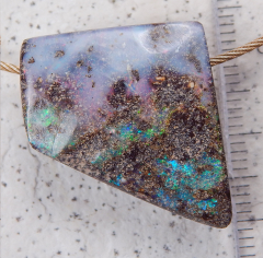 Boulder Opal am Band - Video