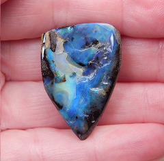 Boulder Opal am Band - Video