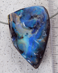 Boulder Opal am Band - Video