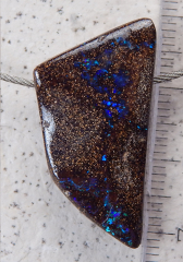 Boulder Opal am Band - Video